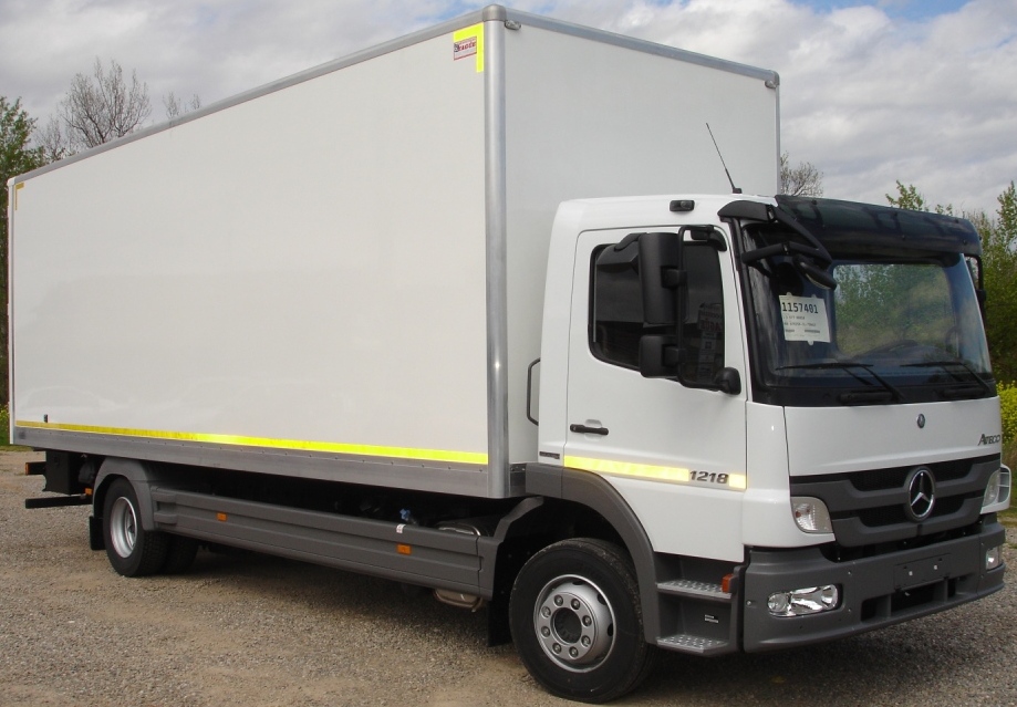 Fugón sobre MB Atego